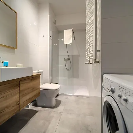 Apartment Park Skowroni Comfort By Bookinghost *